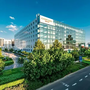 **** Hotel Courtyard By Marriott Airport Czechy